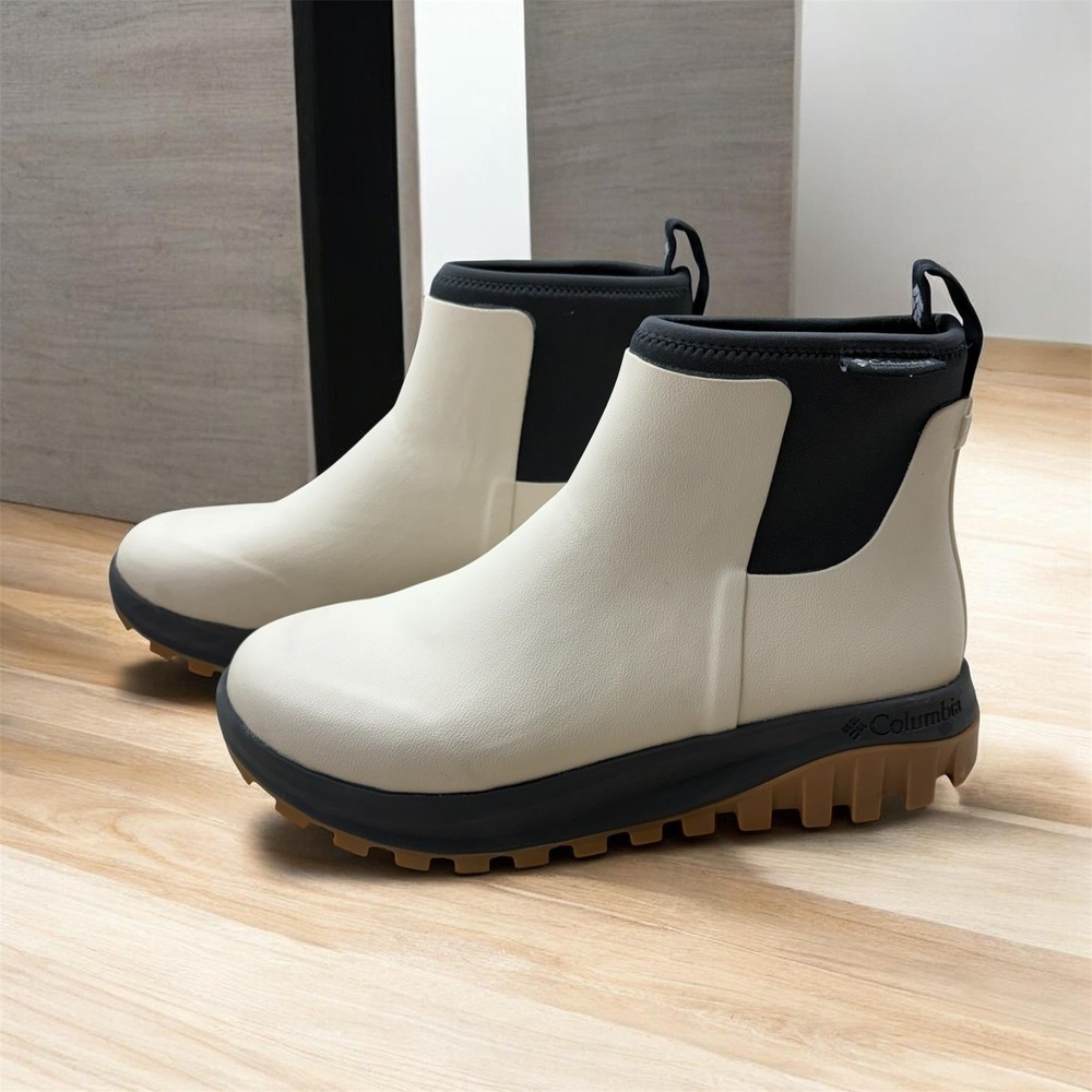 Columbia Women's Size 9.5 Snowtrot Slush Boots, Water-Resistant Vulcanized